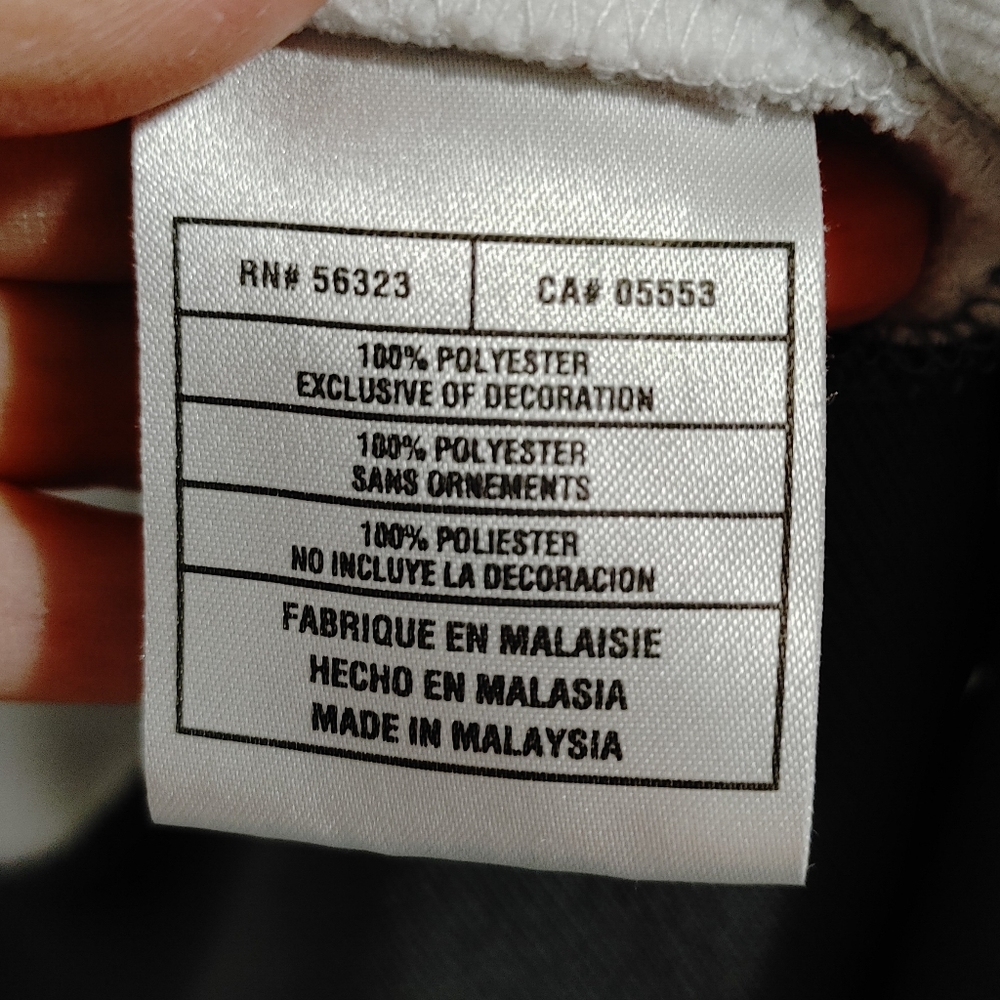 Nike full zip top. - Picture 3 of 9